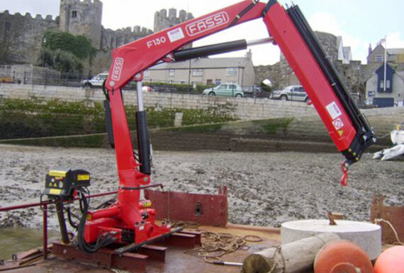 Fassi F130A.0.23 fitted to a barge
