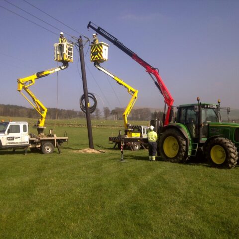 Fassi F80A.0.23 on John Deer Tractor